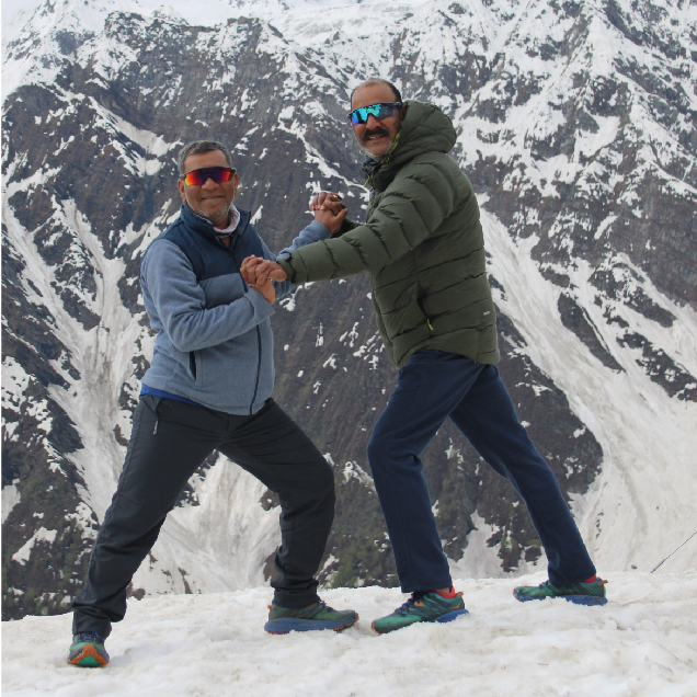 IIT Bombay Staff Members Successfully       Climb Mt. Friendship Peak